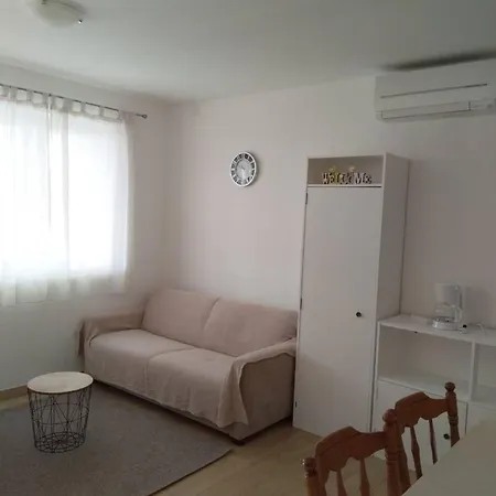 Ferienwohnung In Privlaka Mit Garten, Terrasse Und Grill Apartament Privlaka (Zadar)