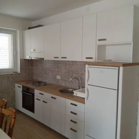 Apartament Ferienwohnung In Privlaka Mit Garten, Terrasse Und Grill